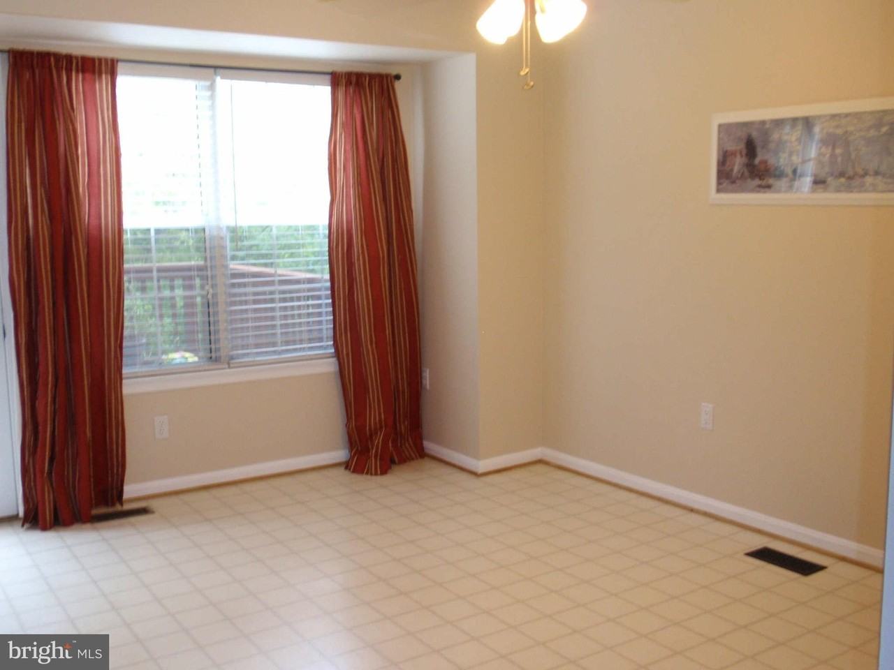 46647 Brownwood Sq - Photo 6 of 17
