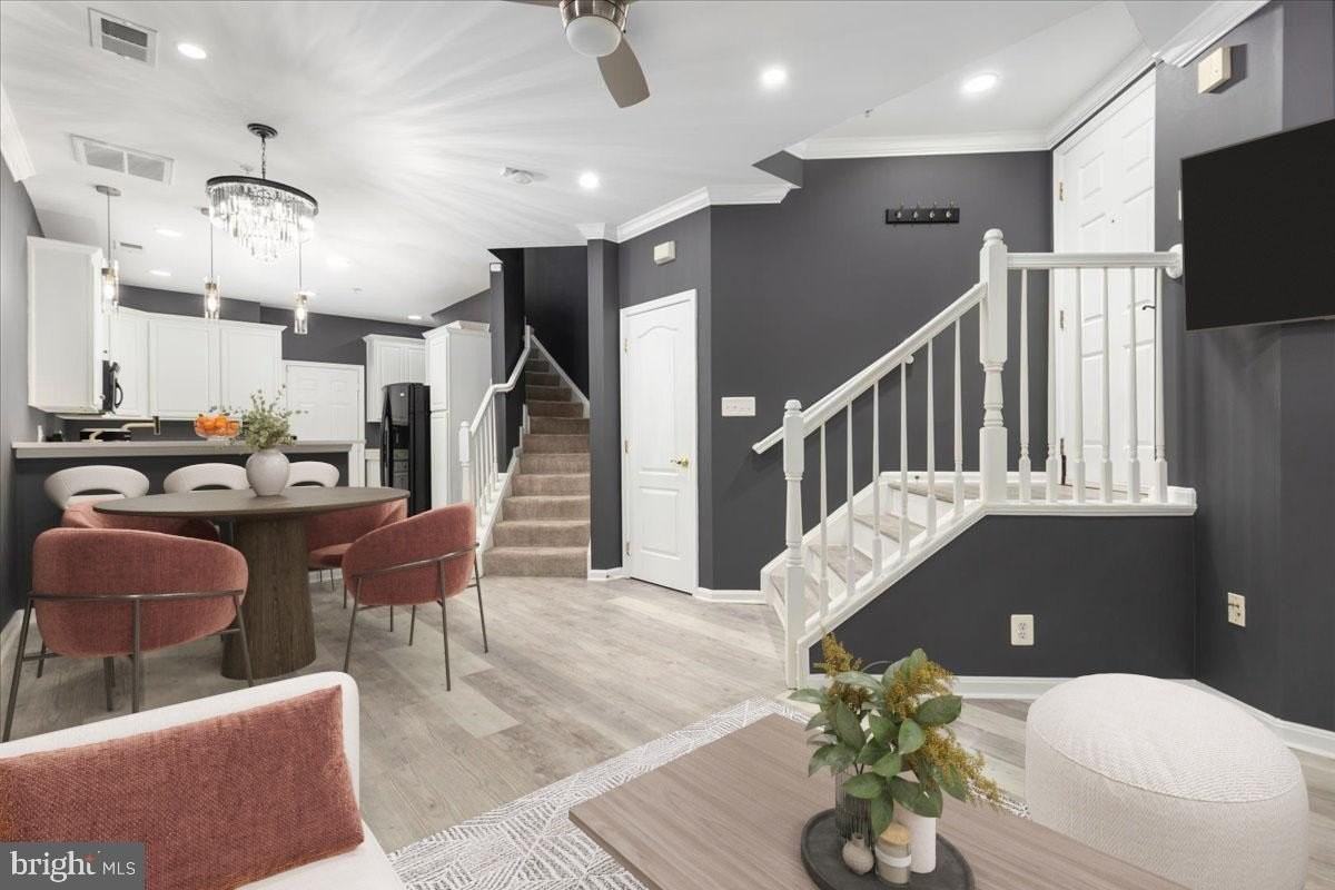 7158 Little Thames Dr #185 - Photo 5 of 29