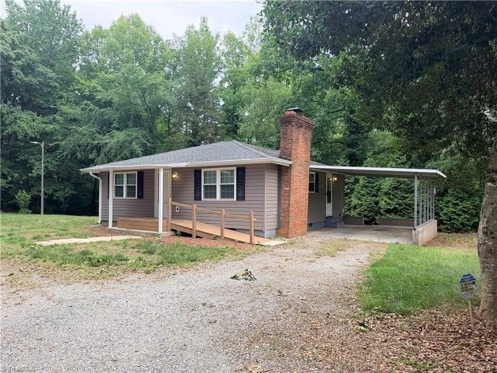 4974 Yanceyville Rd - Photo 2 of 28