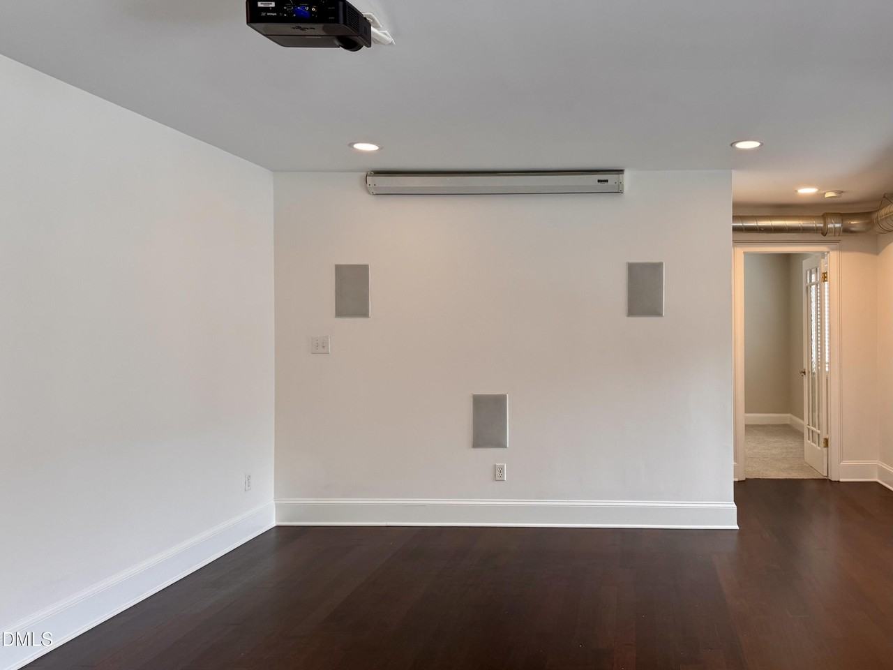 2204 Stafford Ave #202 - Photo 6 of 15