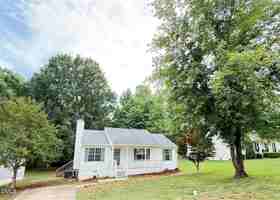 featured image of 610 E Jones Ave