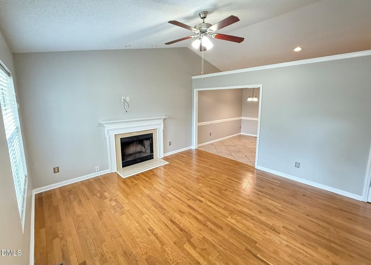 610 E Jones Ave - Photo 2 of 23