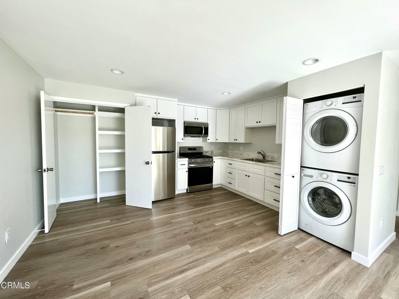 35 San Benito Ave - Photo 7 of 15