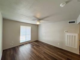 featured image of 1509 Trigg Ln #306