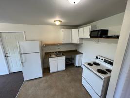 featured image of 204 2nd Street Southeast- HC - 4 #4