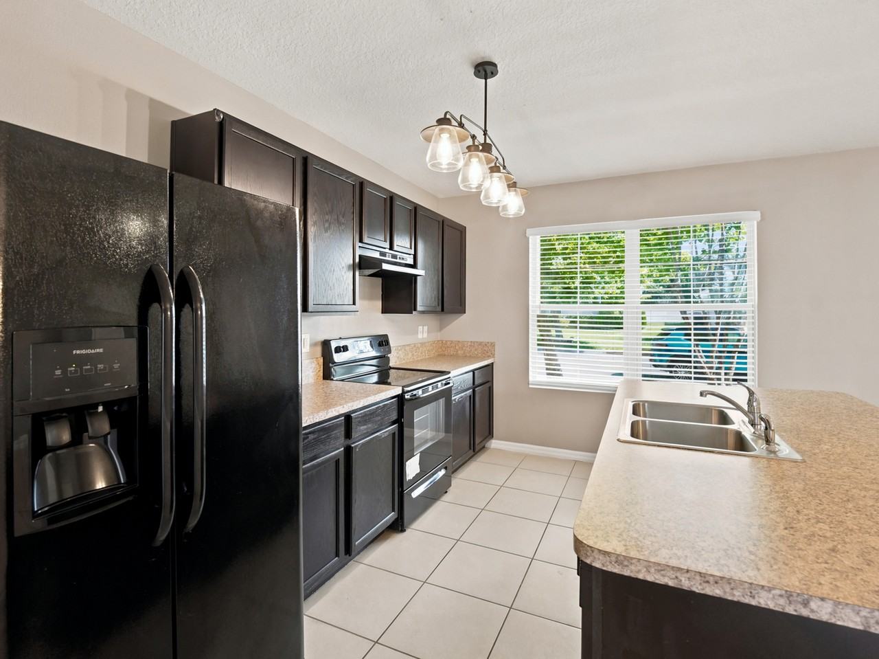 1948 Shiloh Brook St #1 - Photo 4 of 20