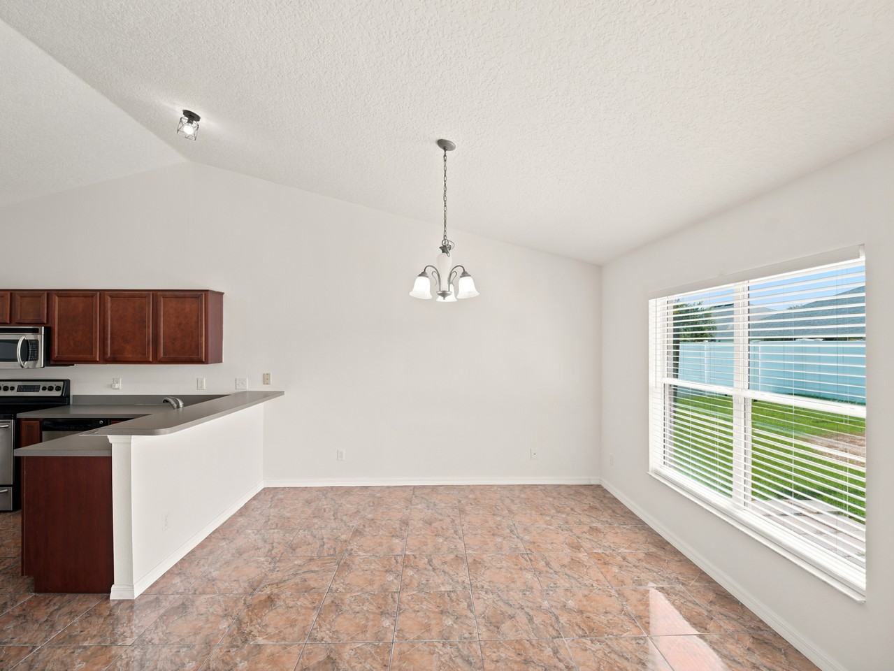 6013 Brick Rd #1 - Photo 4 of 30