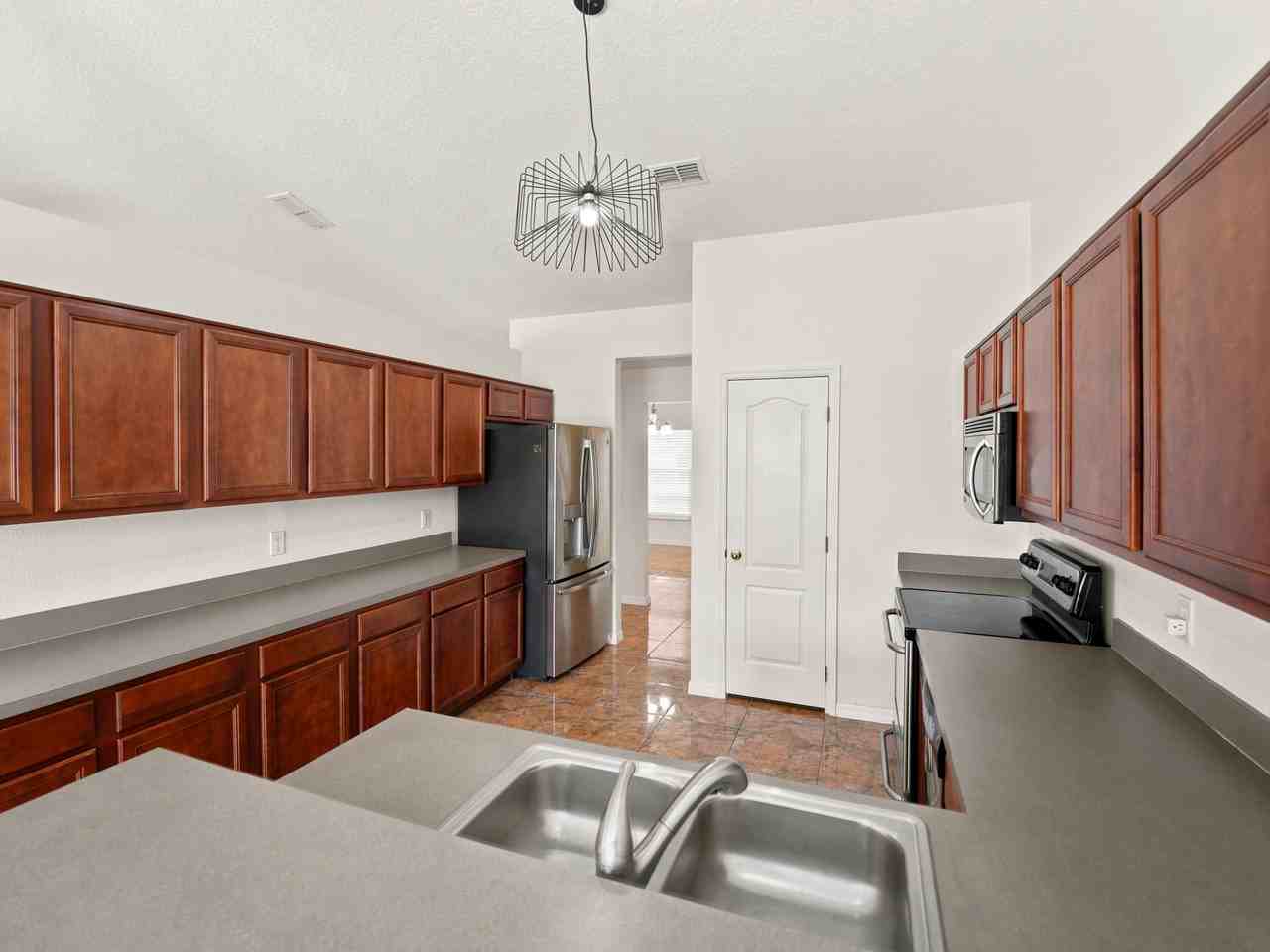 6013 Brick Rd #1 - Photo 7 of 30