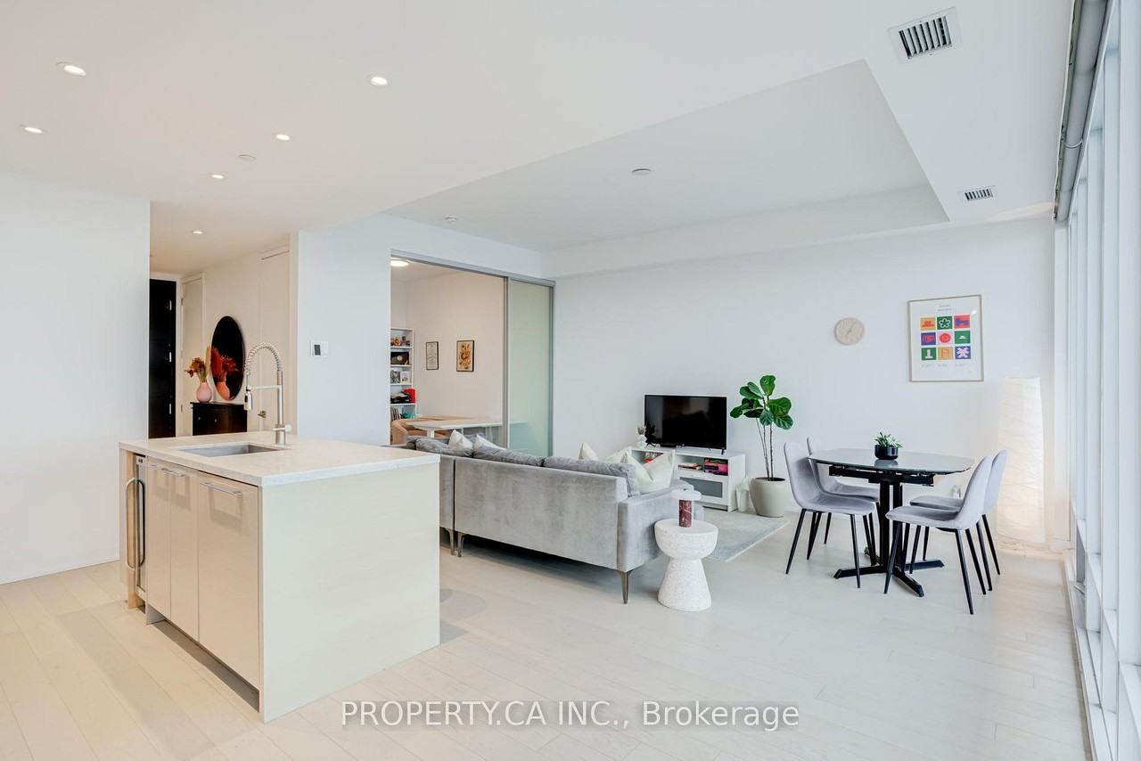 488 University Avenue - Photo 8