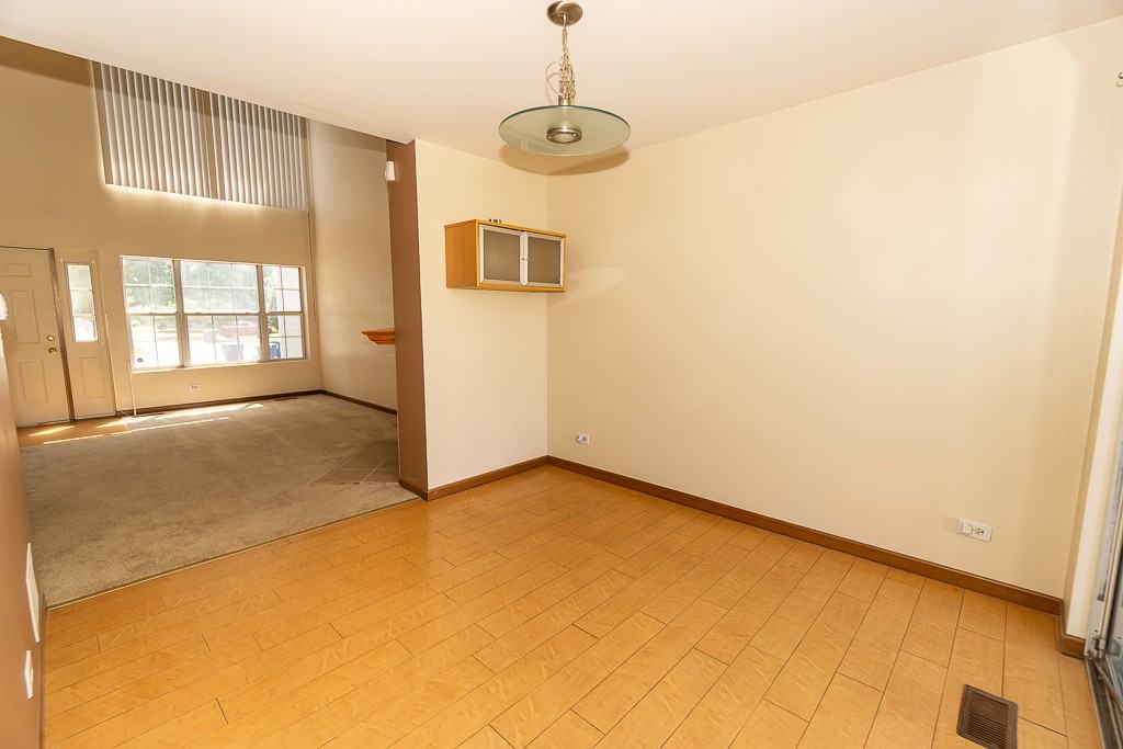 1174 Longford Rd - Photo 6 of 25