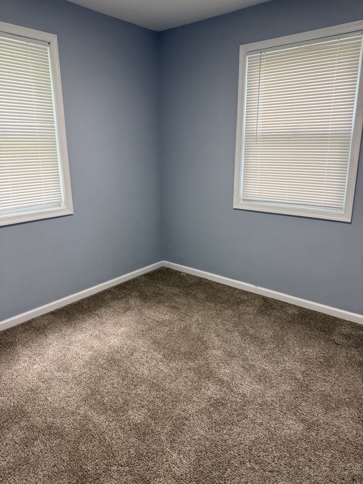 440 Morehouse Dr #1 - Photo 4 of 8