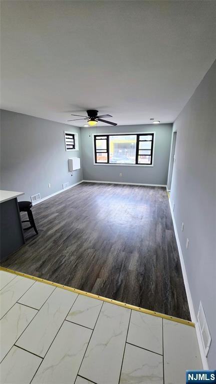 449 Washington Ave - Photo 4 of 11