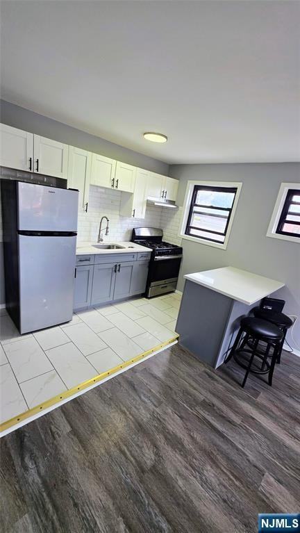 449 Washington Ave - Photo 5 of 11
