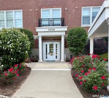 featured image of 30 Schoolhouse Dr
