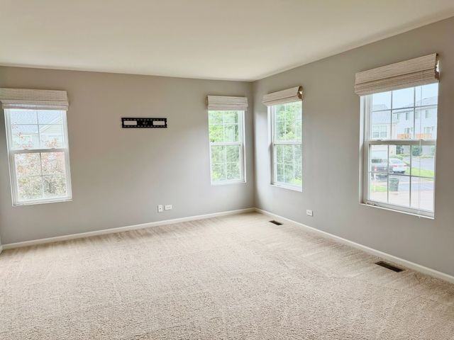 1678 Windward Dr - Photo 2 of 16