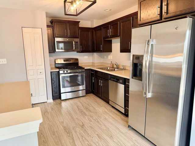 1678 Windward Dr - Photo 5 of 16