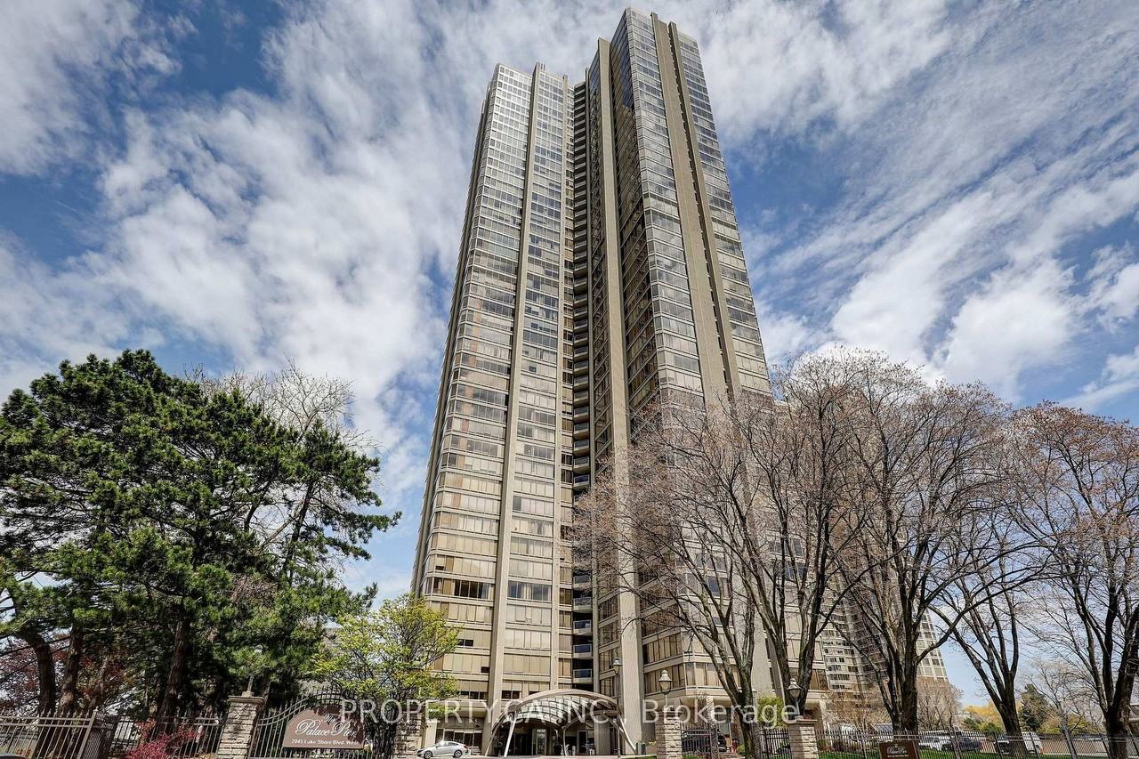 2045 Lake Shore Boulevard West - Photo 33