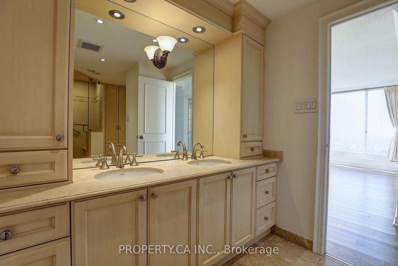 2045 Lake Shore Boulevard West #3701 - Photo 7 of 36