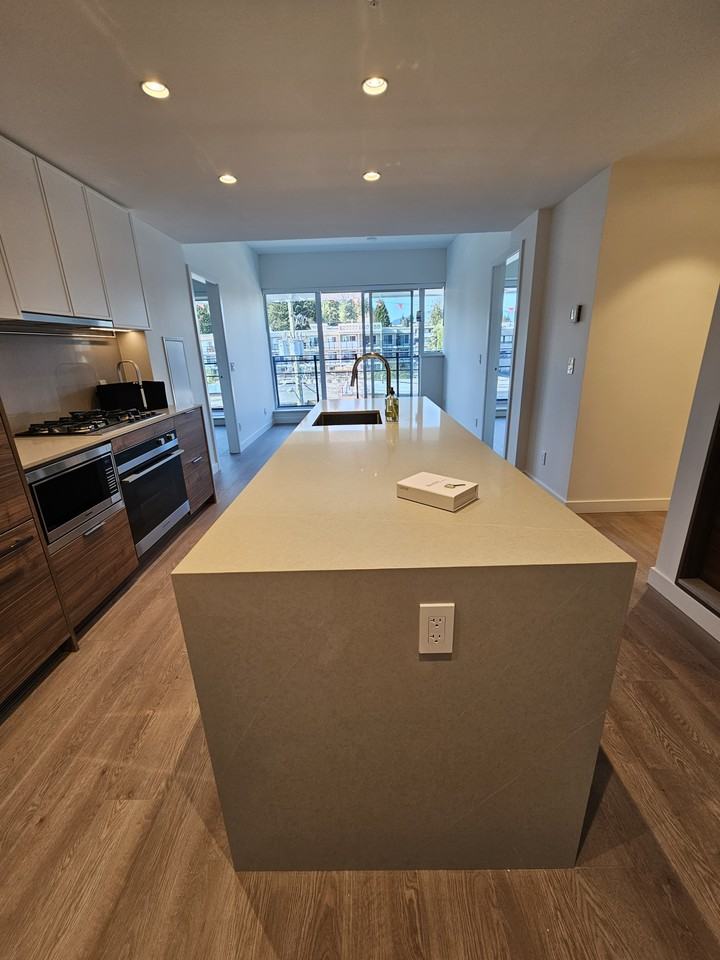 1045 Austin Avenue #301 - Photo 5 of 26