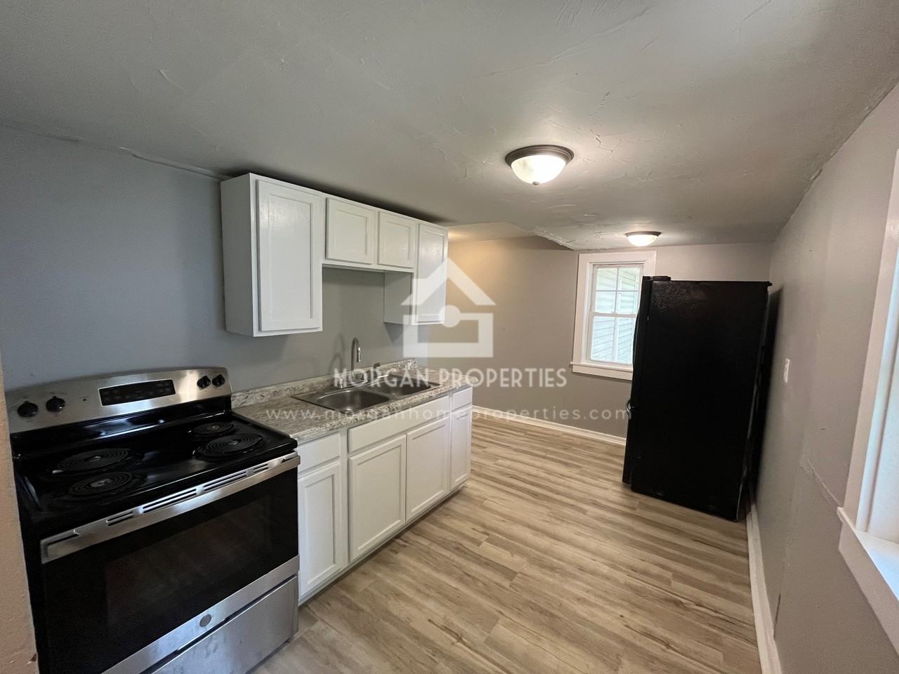 2212 Sherman St - Photo 4 of 8