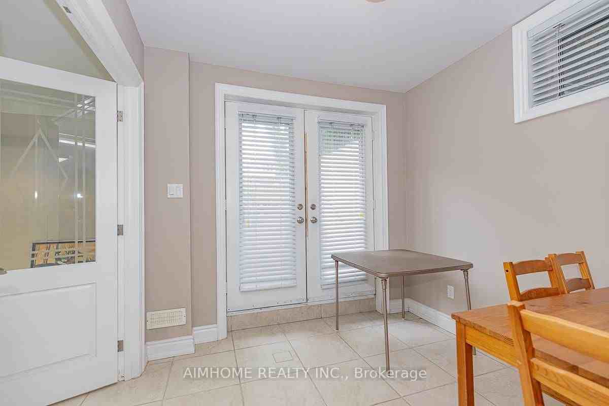 395 Princess Avenue - Photo 21