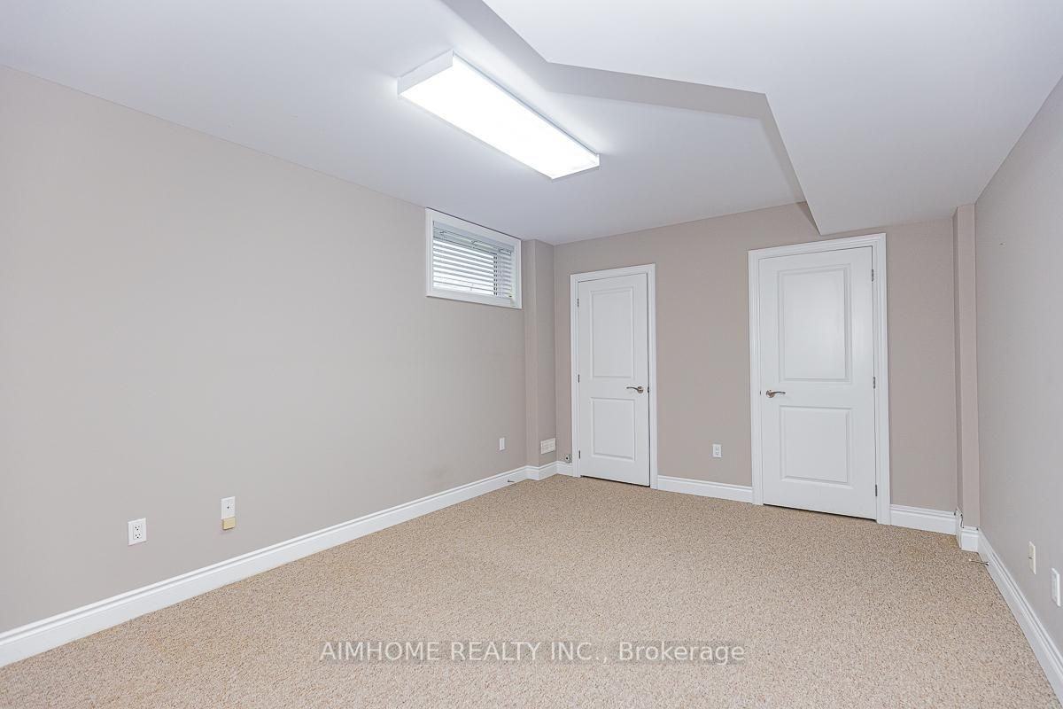 395 Princess Avenue - Photo 24