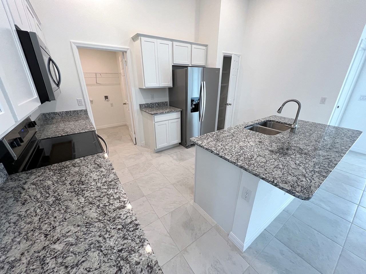 1510 Nw 13th Ter #1 - Photo 5 of 40