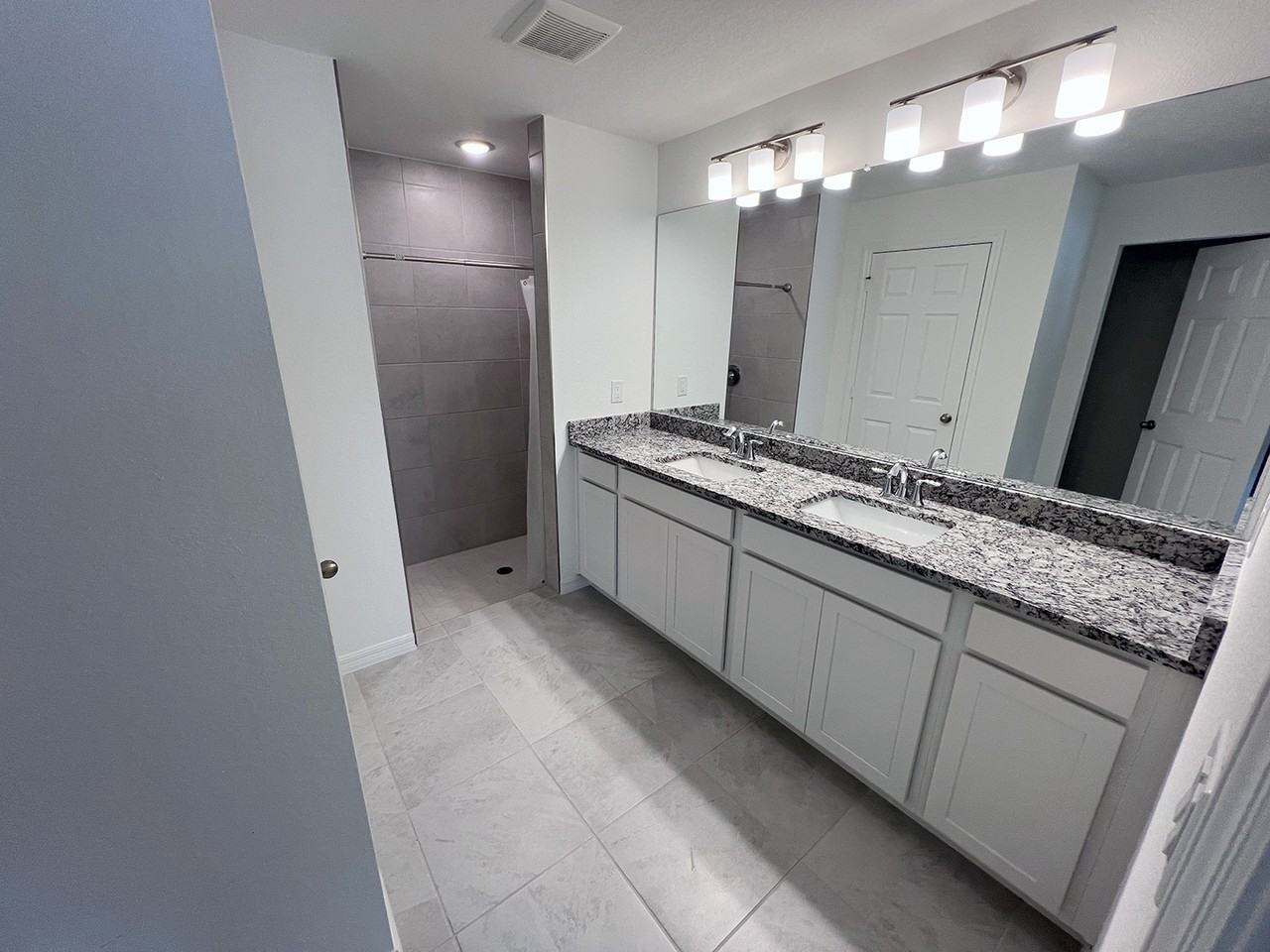 1510 Nw 13th Ter #1 - Photo 7 of 40