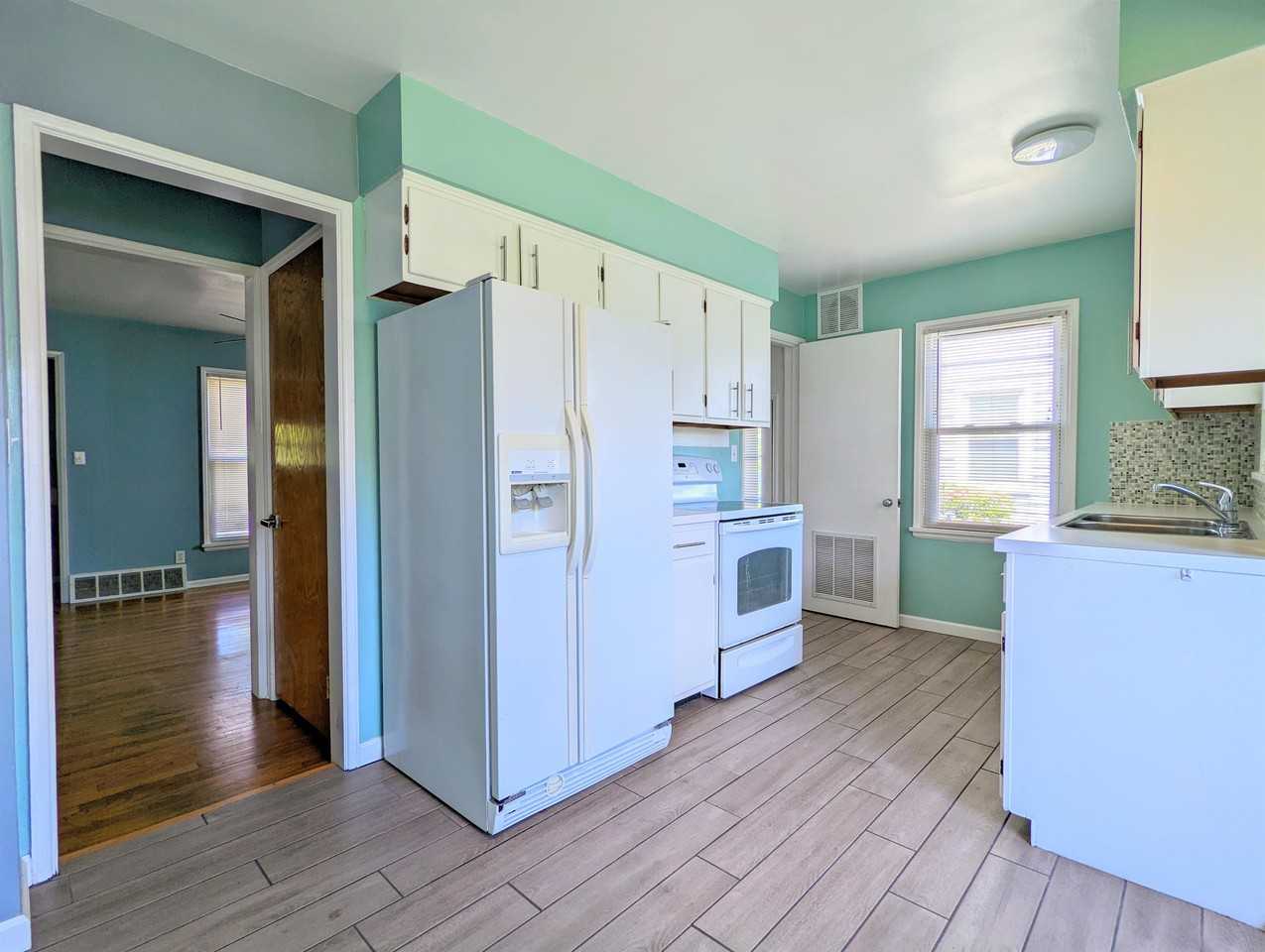 3113 Silverdale Ave #1 - Photo 4 of 17