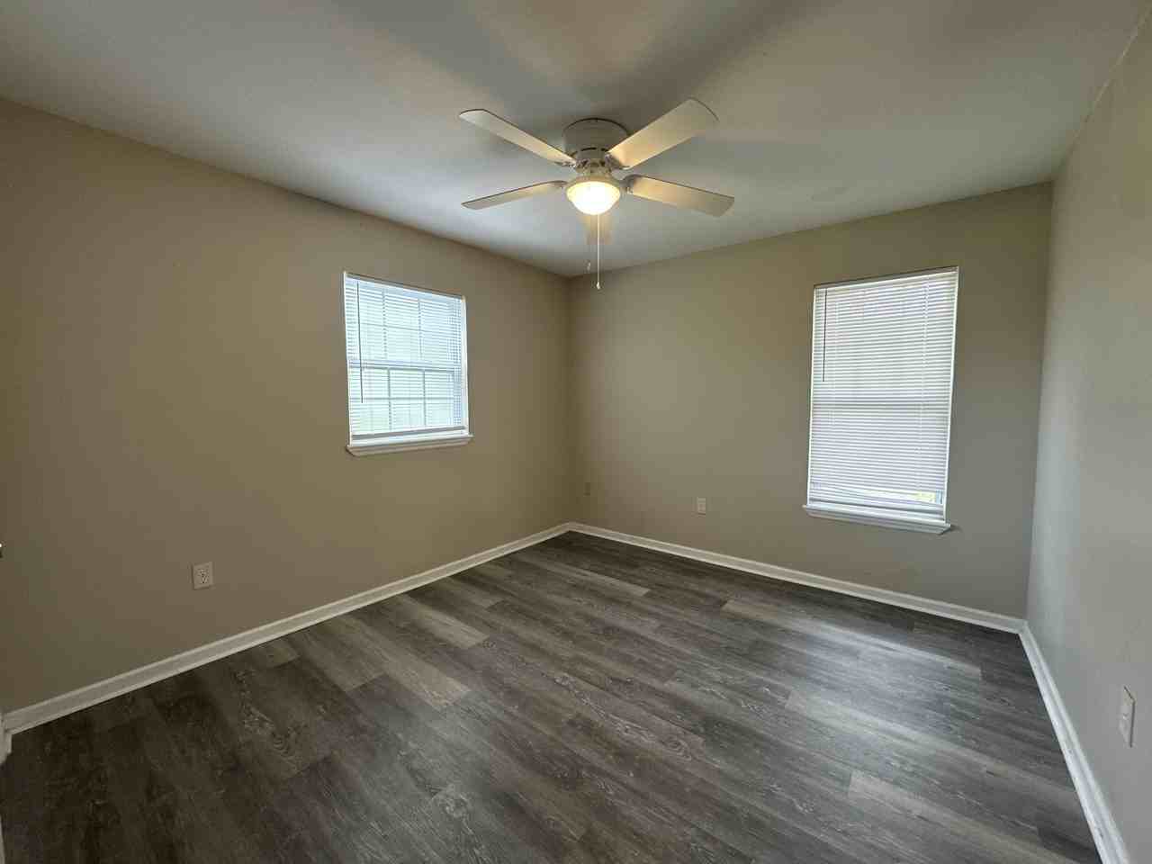 905 E Gordon St #1 - Photo 6 of 18