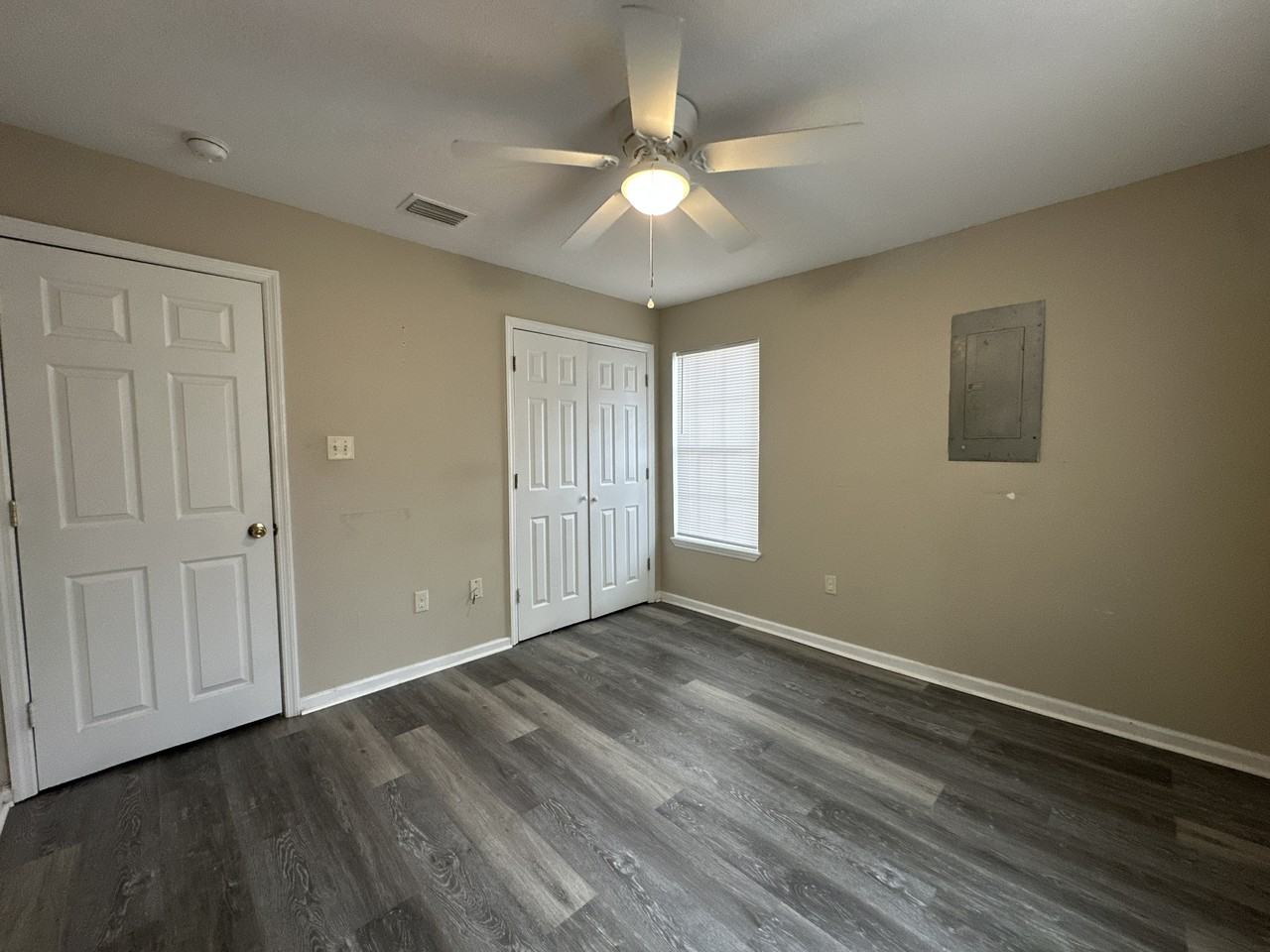 905 E Gordon St #1 - Photo 7 of 18