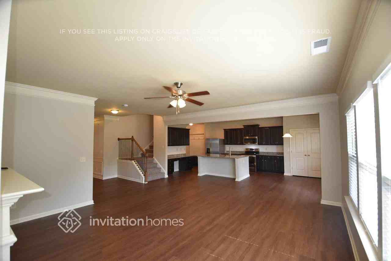 224 Sableshire Way - Photo 3 of 13