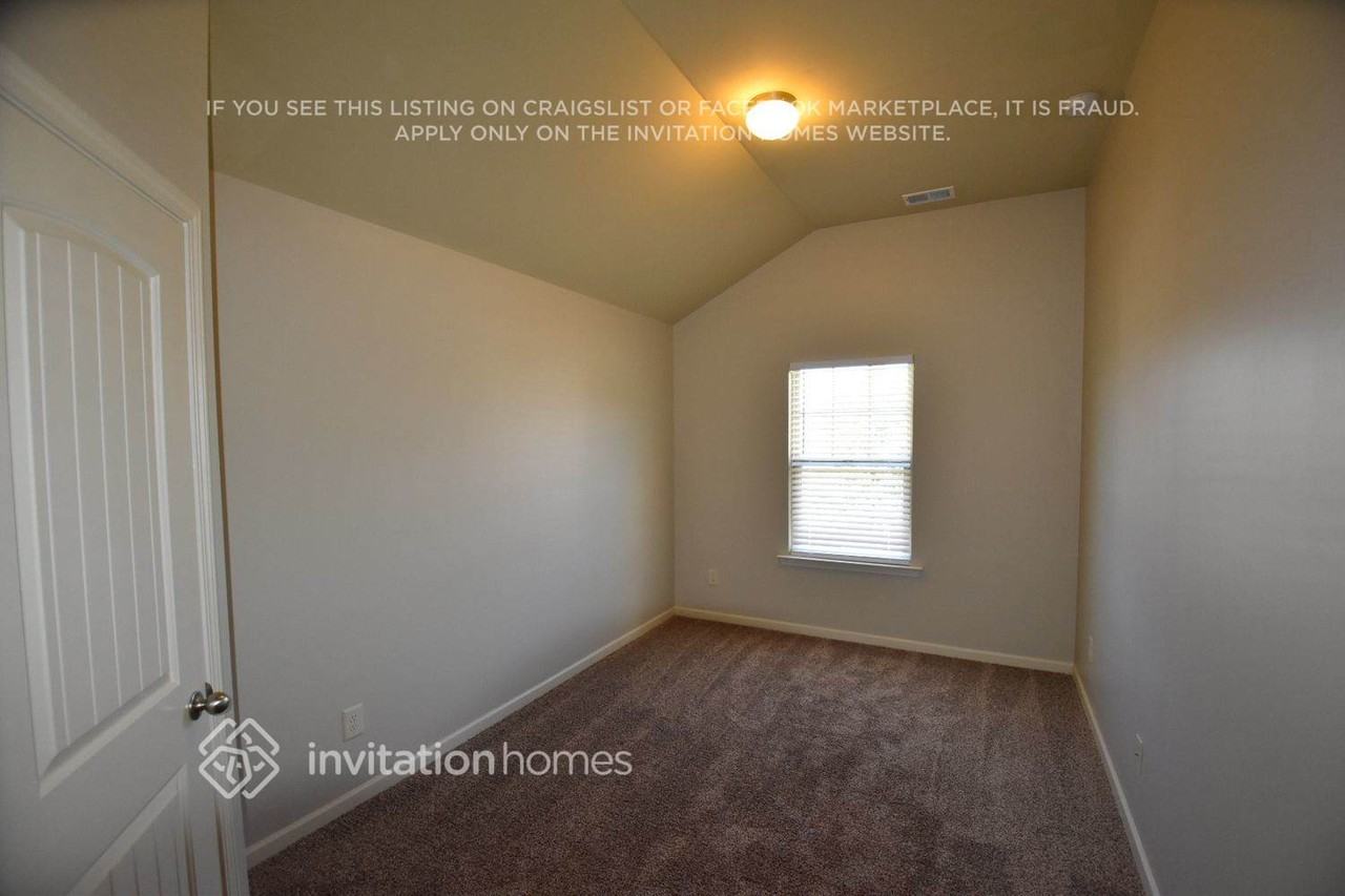 224 Sableshire Way - Photo 7 of 13