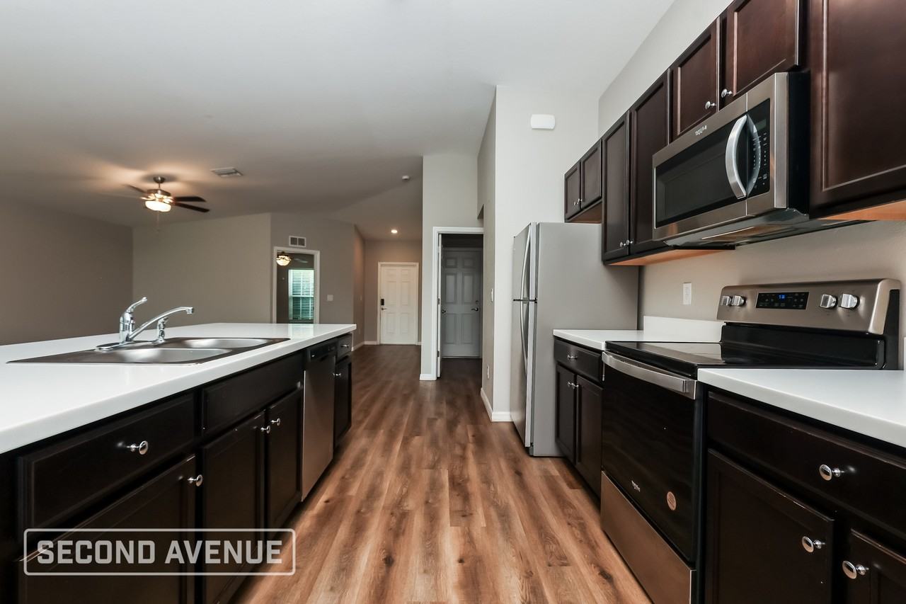 3908 23rd St Sw - Photo 3 of 21