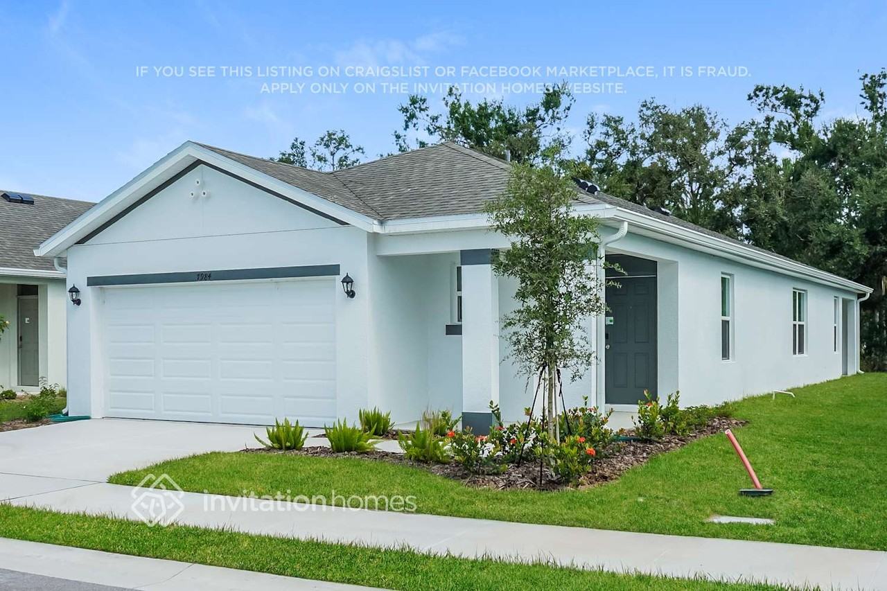 7984 Majestic Palms Ct - Photo 3 of 21