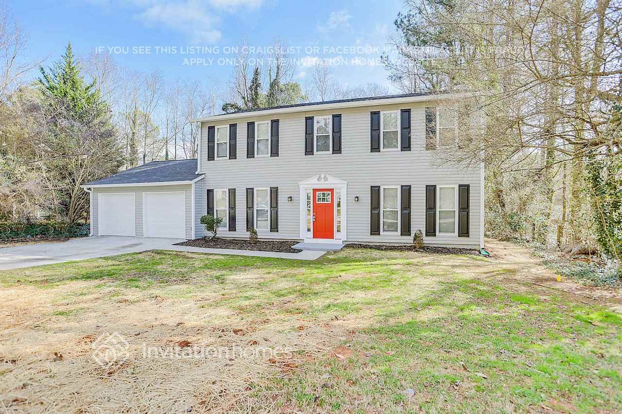 478 Sherwood Cir - Photo 3 of 25