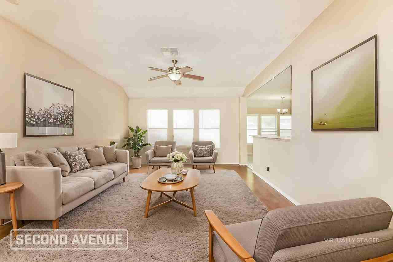 1017 La Mirada - Photo 2 of 27