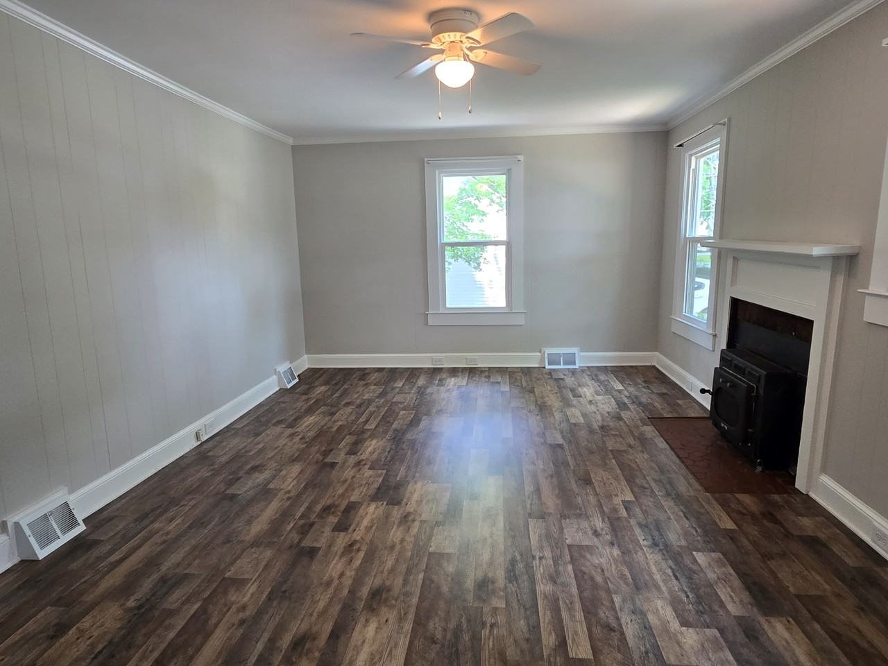 198 Spring St #1 - Photo 4 of 22
