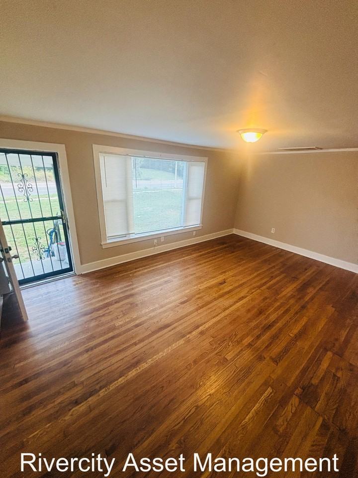 2687 Overton Crossing St #1 - Photo 2 of 12