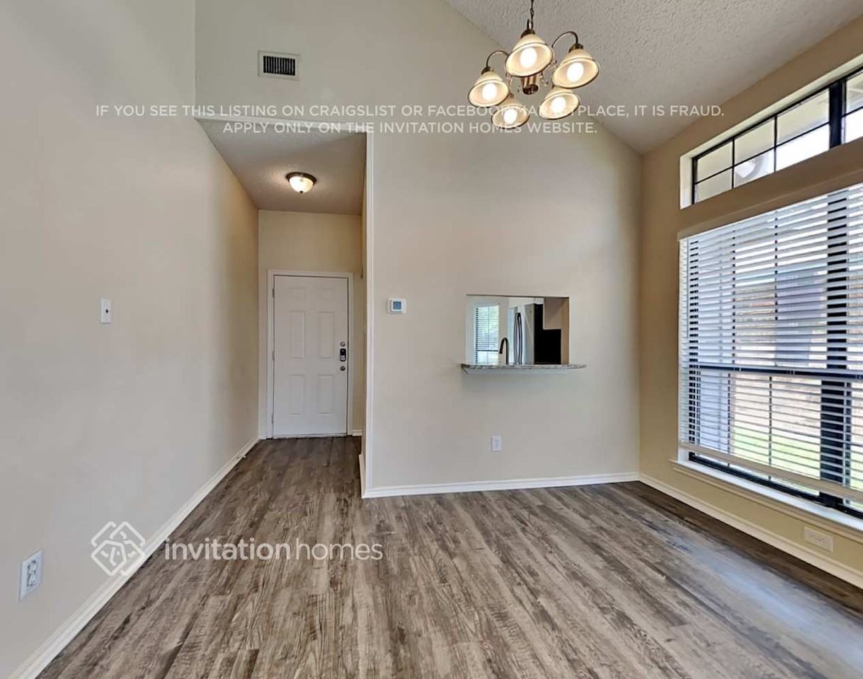 2404 Beaver Run - Photo 7 of 19