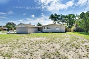 1917 N Powers Dr - Photo 1 of 1