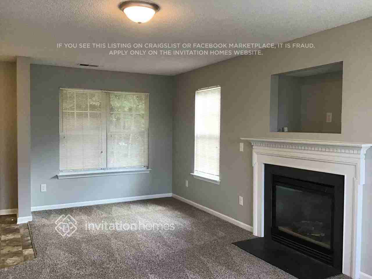 7122 Lowen Rd - Photo 3 of 14