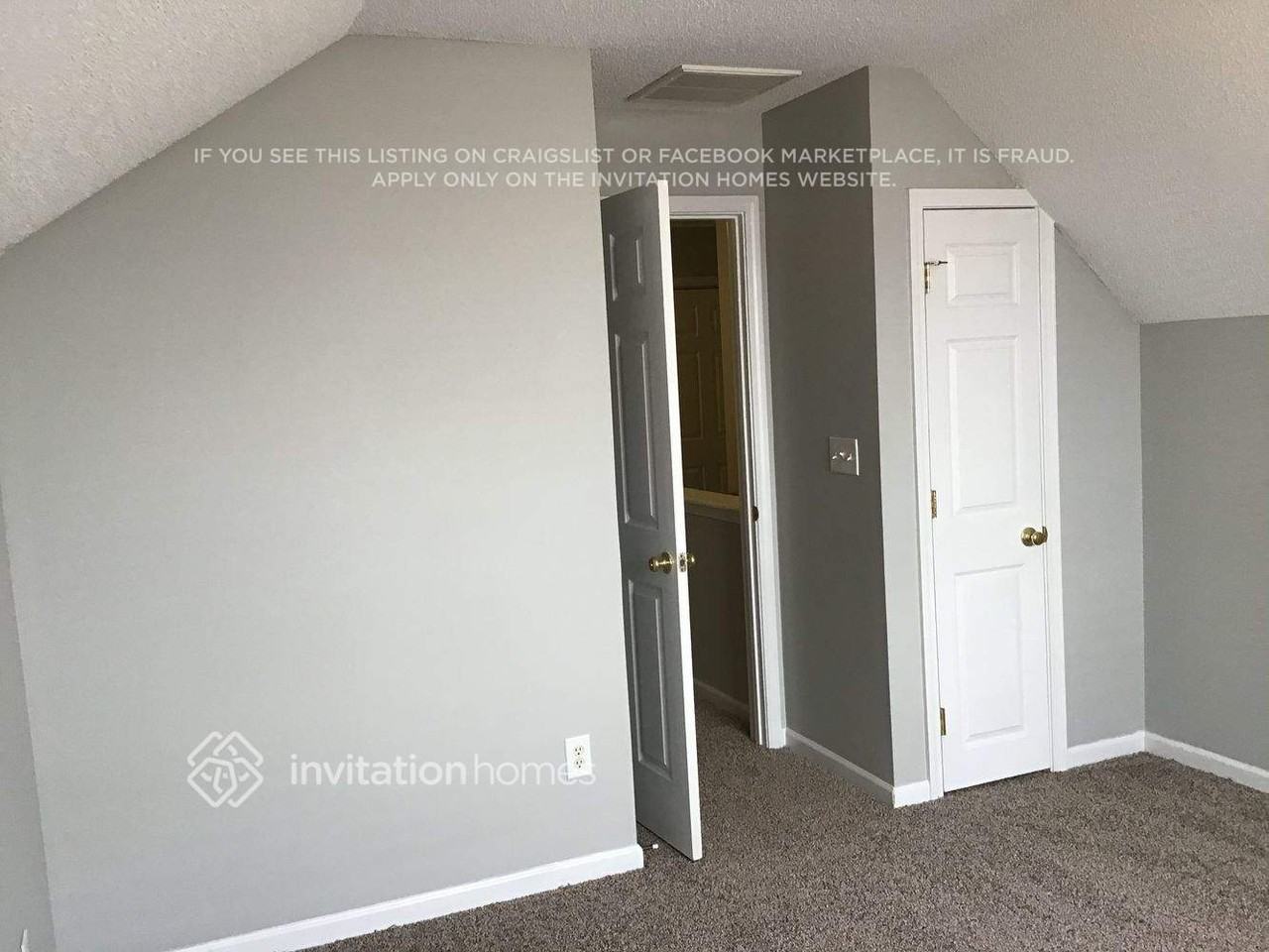 7122 Lowen Rd - Photo 6 of 14