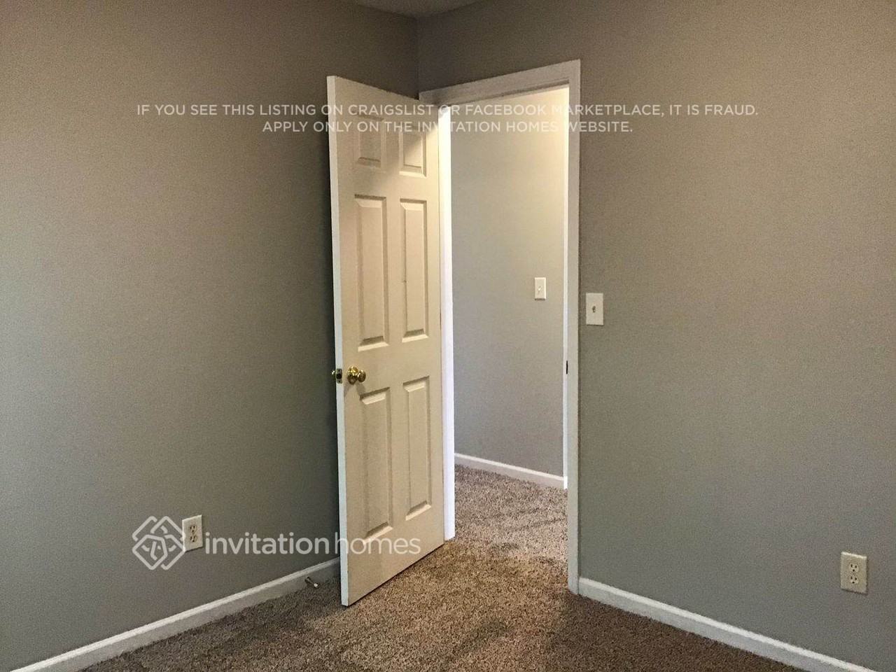7122 Lowen Rd - Photo 7 of 14