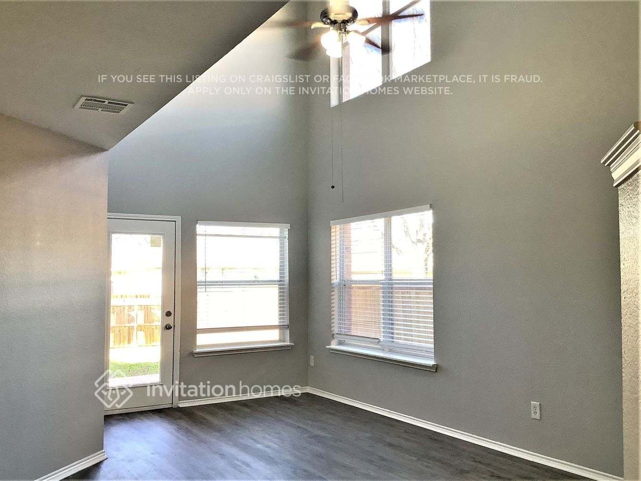 717 Duke Dr - Photo 6 of 21