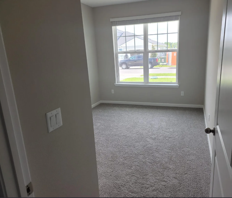 808 Cherry Elm Dr #1 - Photo 3 of 28