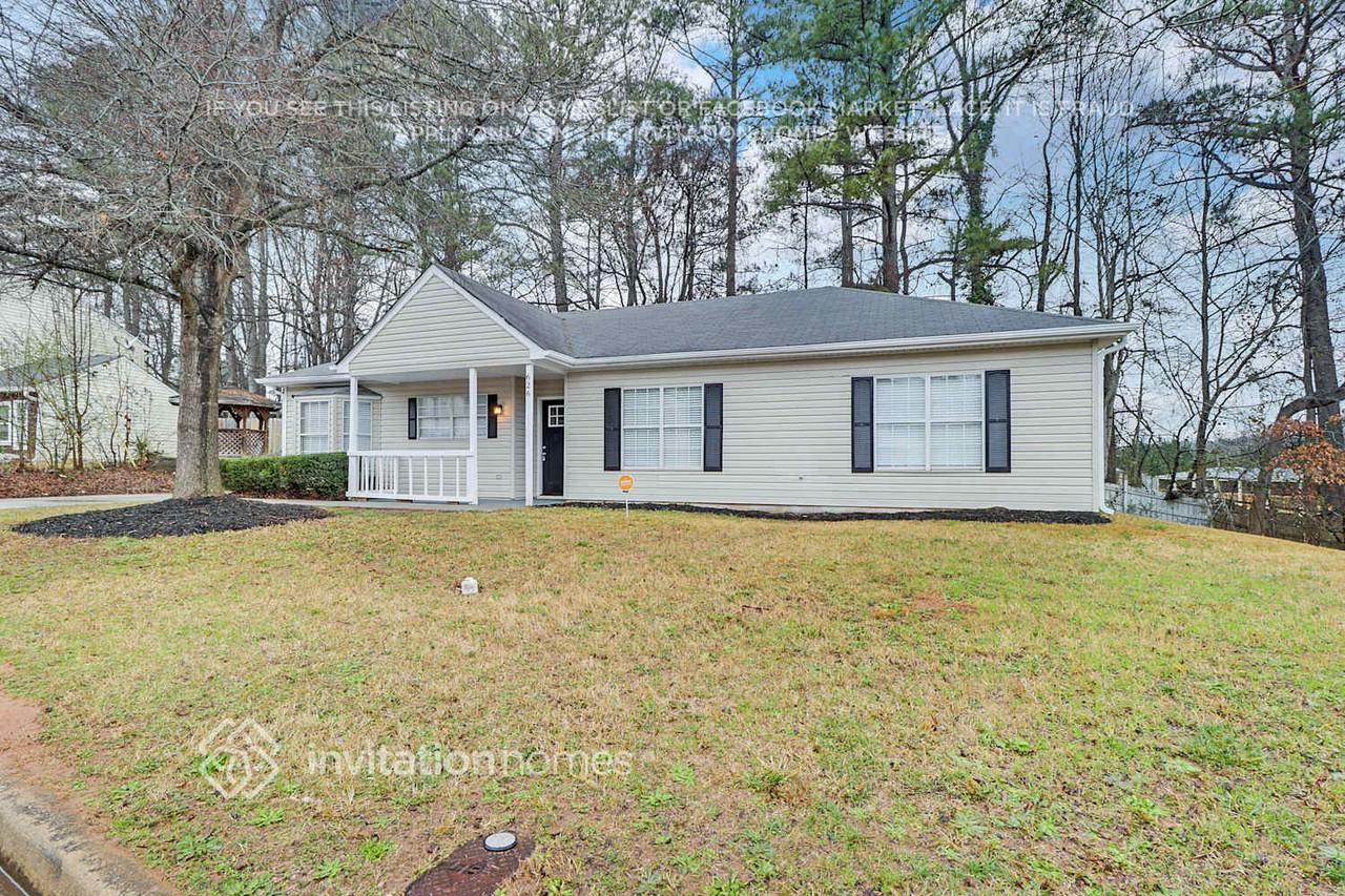 626 Waynes Ct Se - Photo 3 of 25