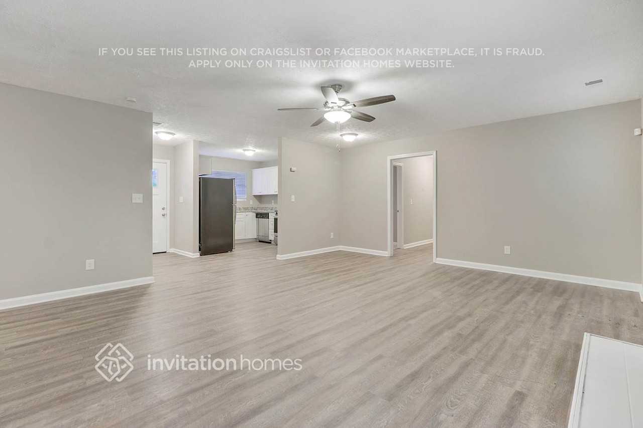 626 Waynes Ct Se - Photo 7 of 25