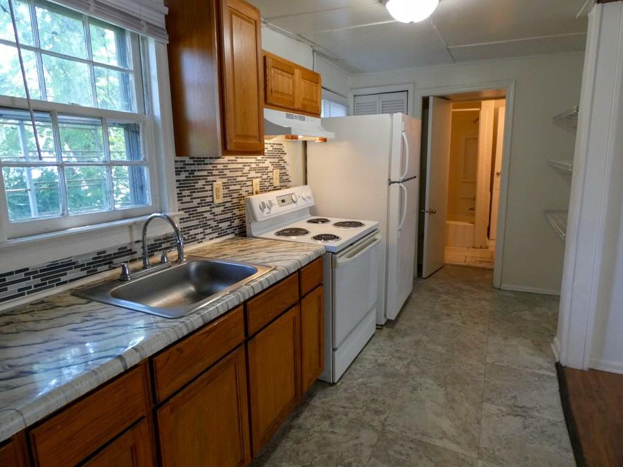 1405 West 42nd Street - Photo 5 of 14