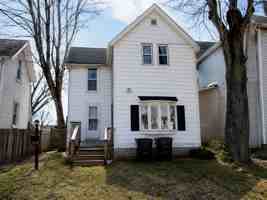 featured image of 315 W Douglas St #1